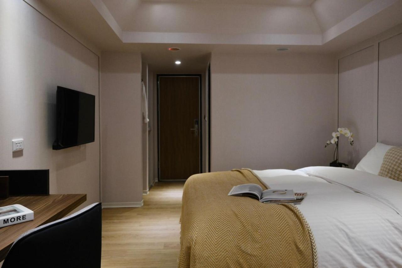 Giant Rich Hotel Taipei Exterior photo