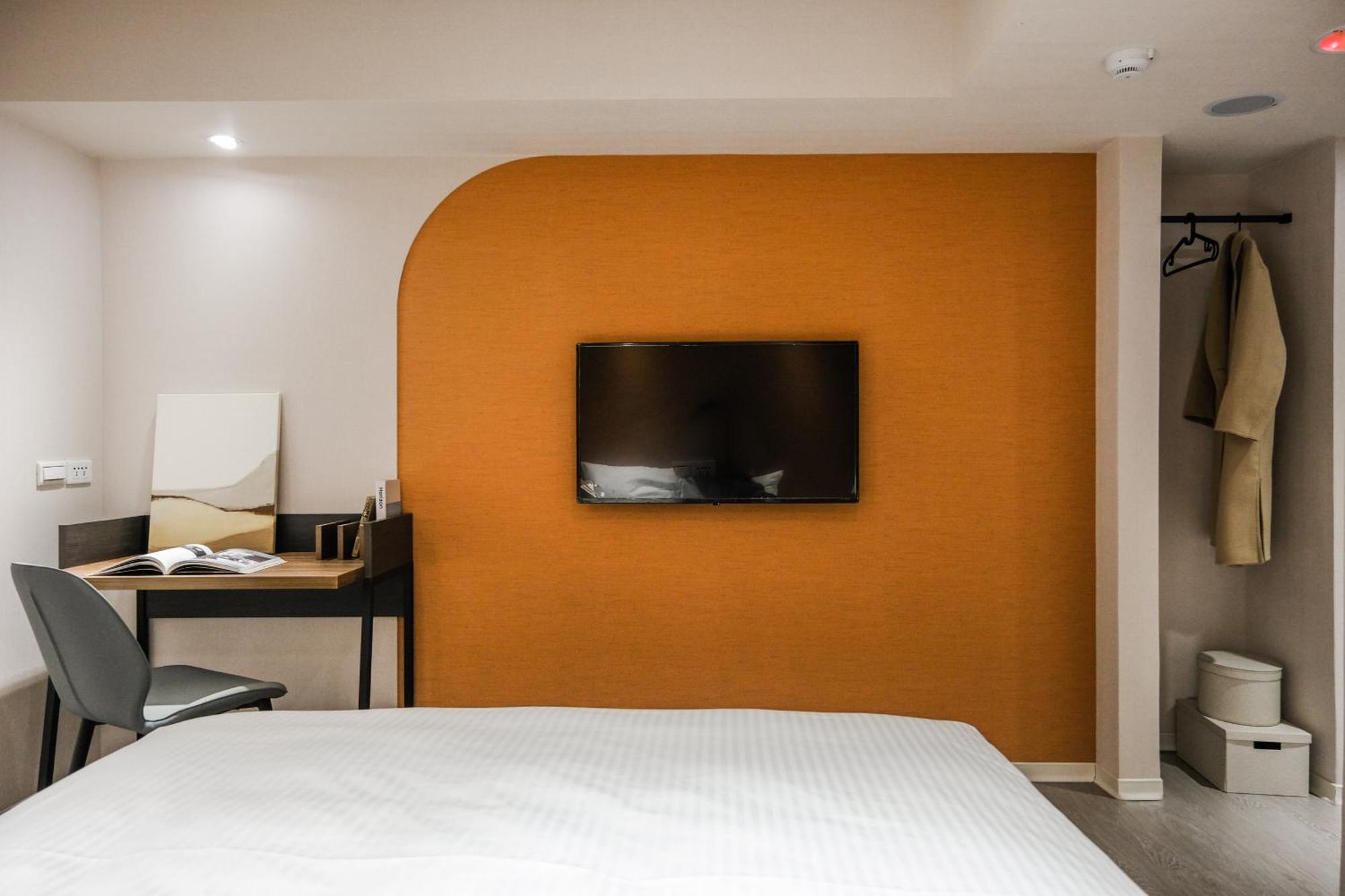 Giant Rich Hotel Taipei Exterior photo